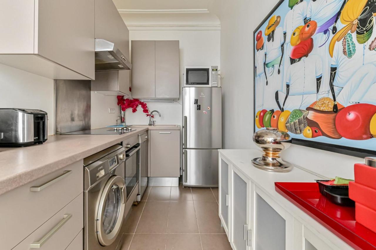 Elegance Sebastopol Pompidou Париж Екстериор снимка